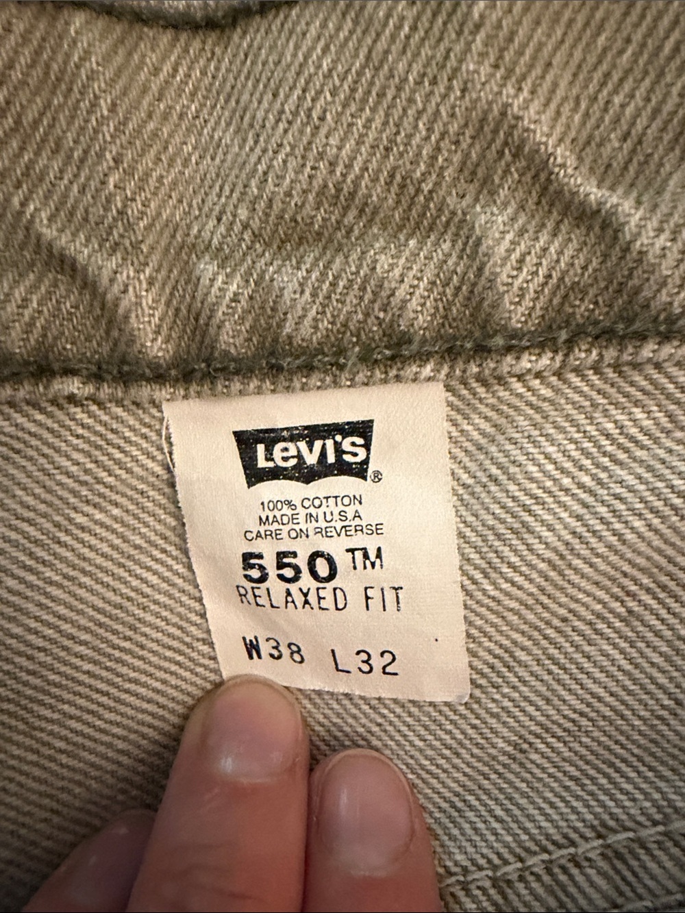 Levi's 550 Relaxed Fit Jeans - Beige